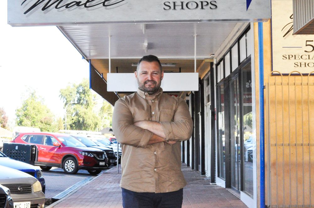 Barker candidate questions Labor-Libs preferences post image