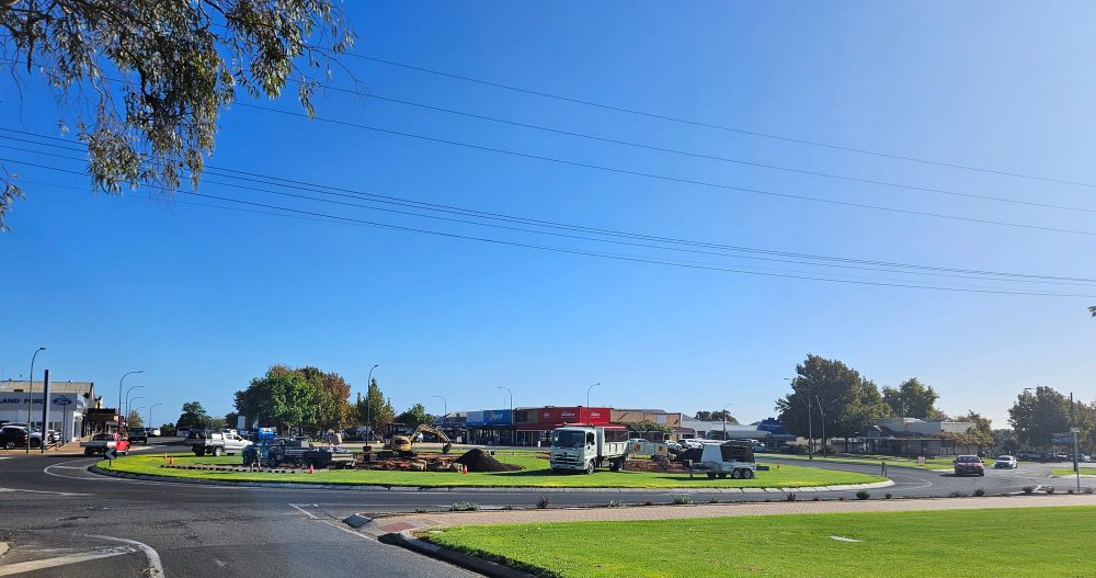 $20k makeover for Loxton roundabout post image