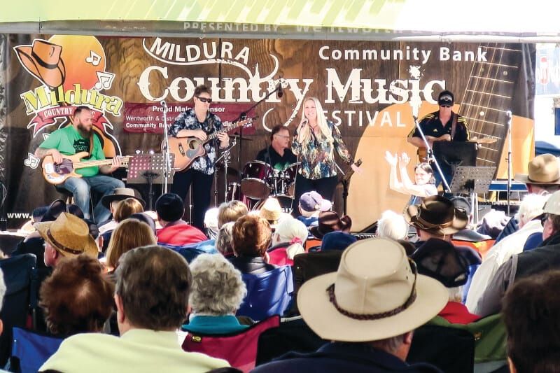 Fingers crossed for Mildura Wentworth Country Music Festival in 2022: Robyn McIntosh post image