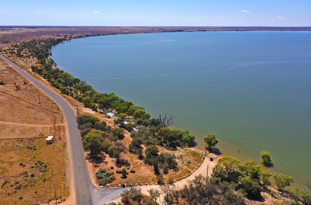 The damming of Lake Bonney (part 1) post image