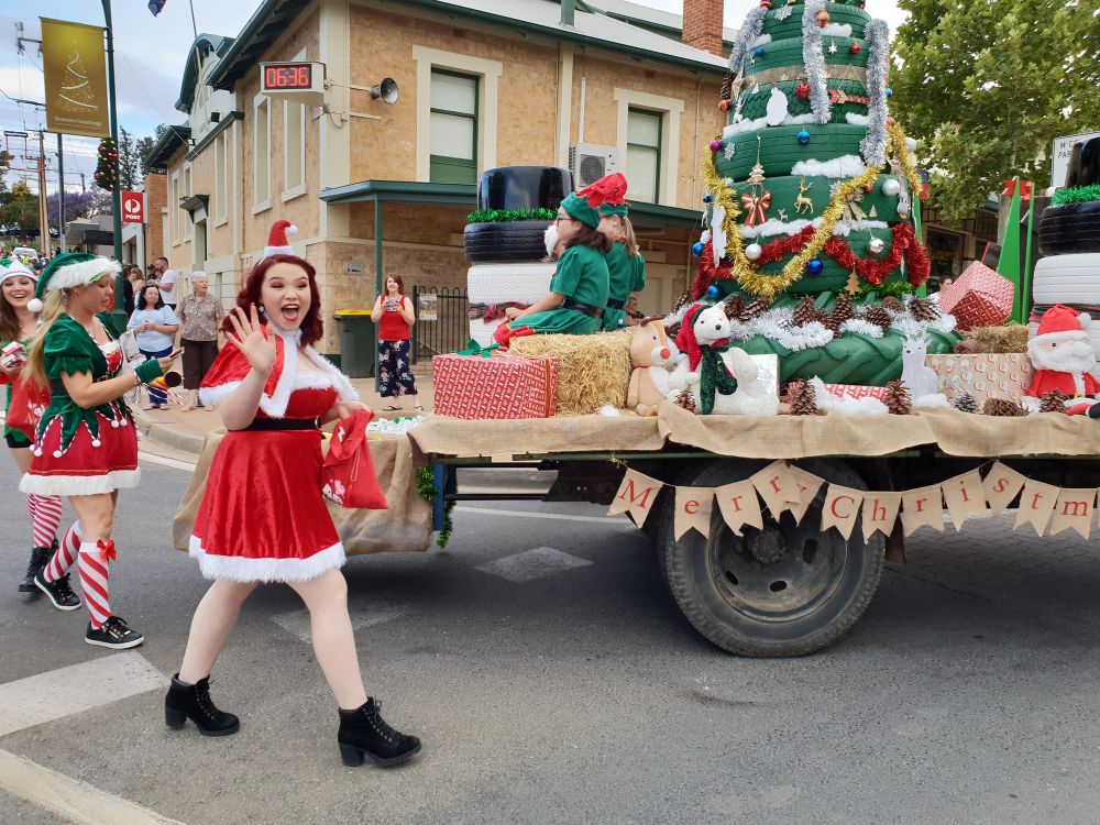 Waikerie Christmas Pageant draws near post image