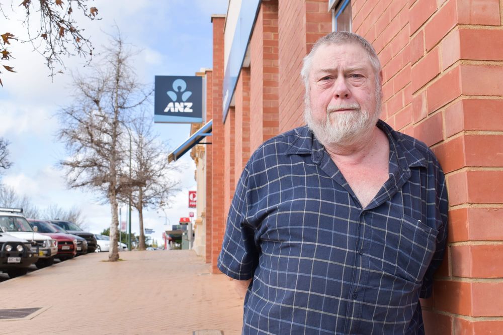 Withdrawal symptoms over ATM exit post image