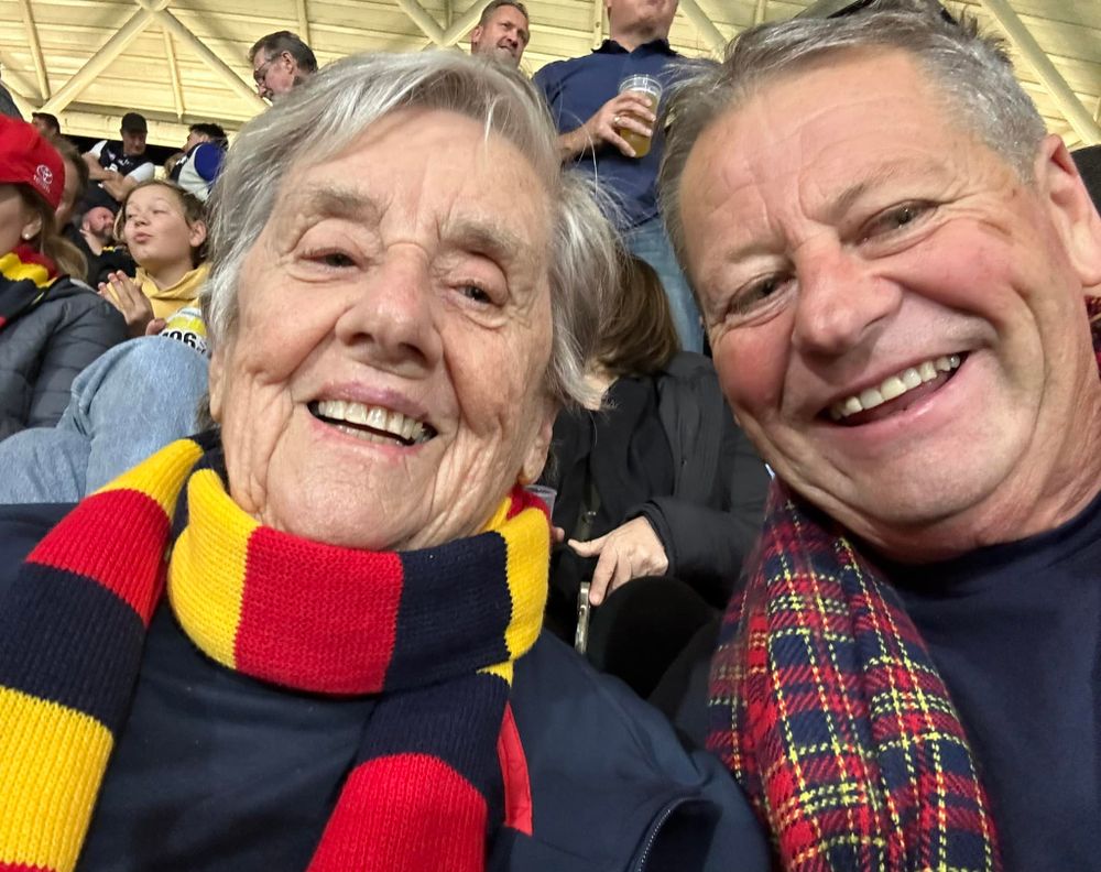 Gwen and Trevor gather round the Crows post image