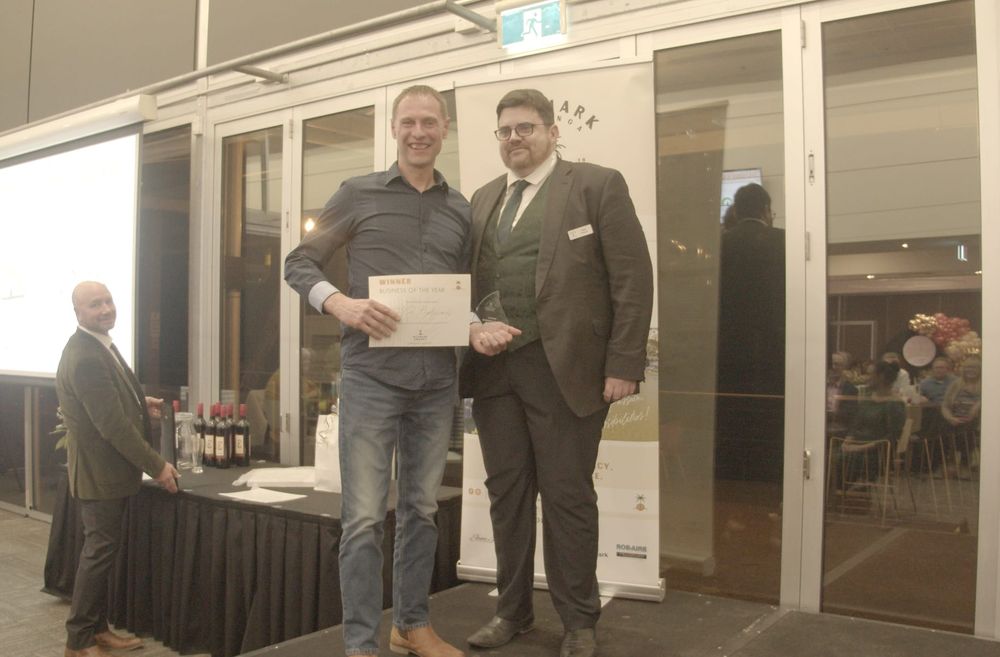 JVS takes business award crown post image