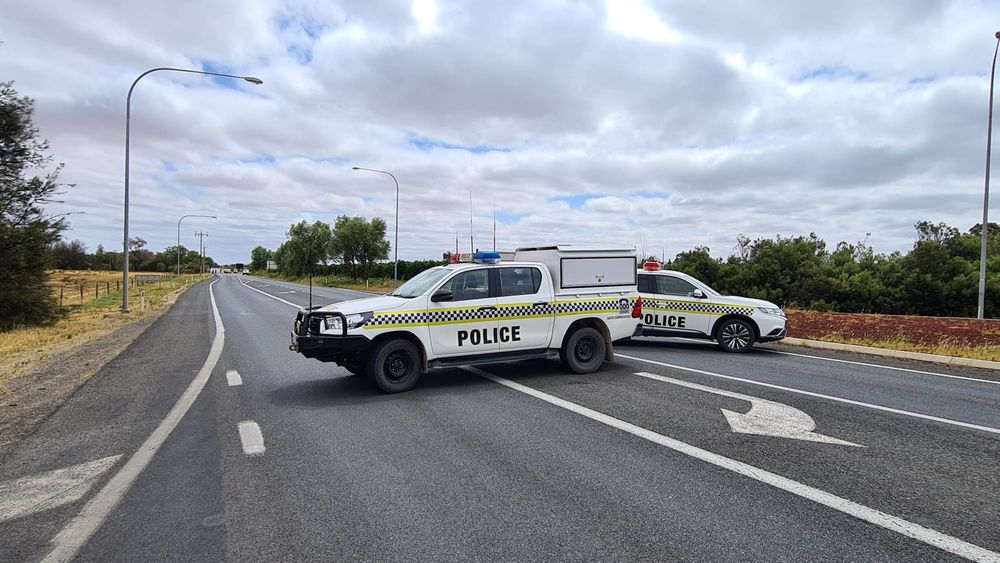 Highway near Blanchetown closed after horror two-car crash post image