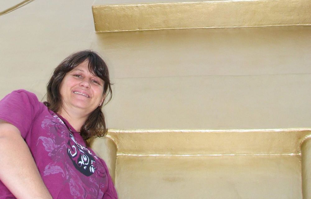 ROBYN McINTOSH: Celebration facelift for Tamworth’s Big Golden Guitar & festival hope for 2022 post image