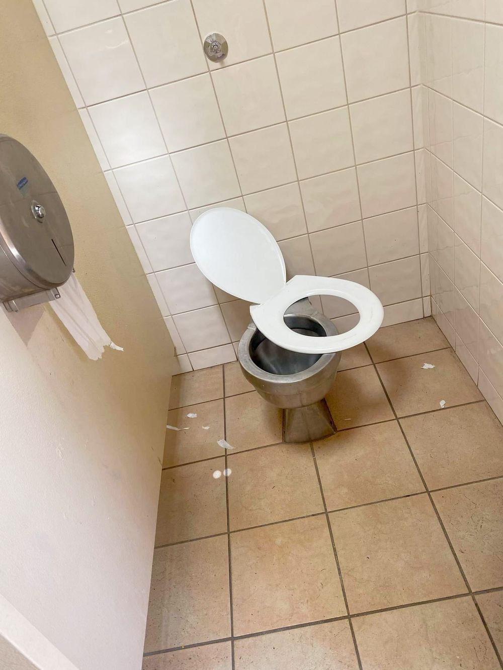 $3k bill for Barmera toilet vandalism post image