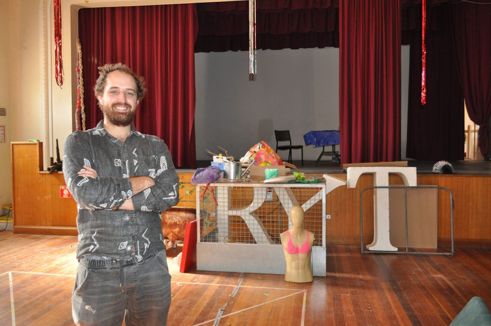 State honours for Sam post image