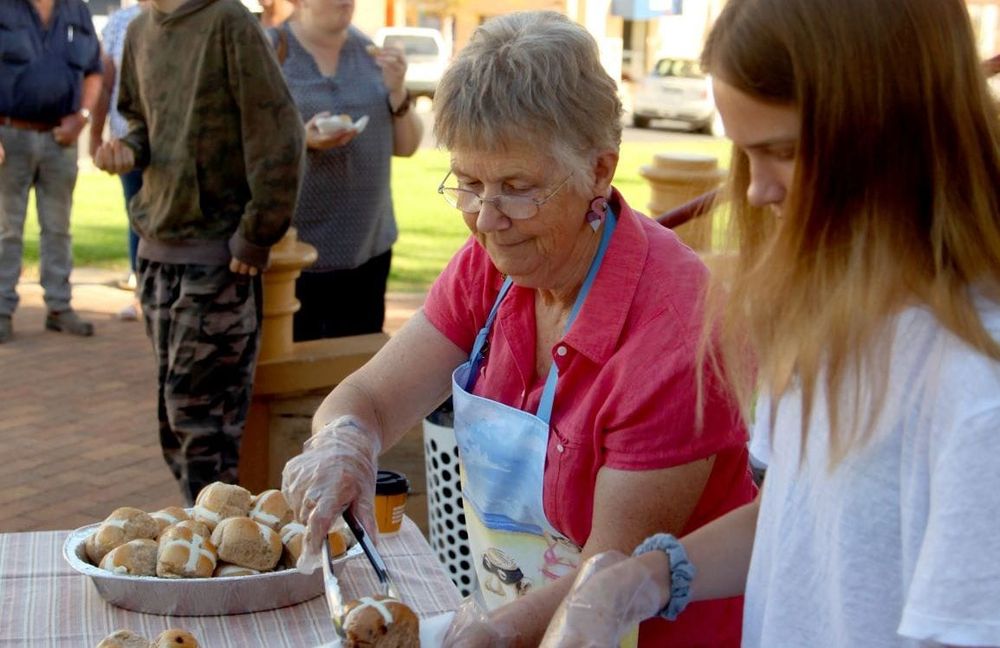 Hop on down to Loxton this Easter post image