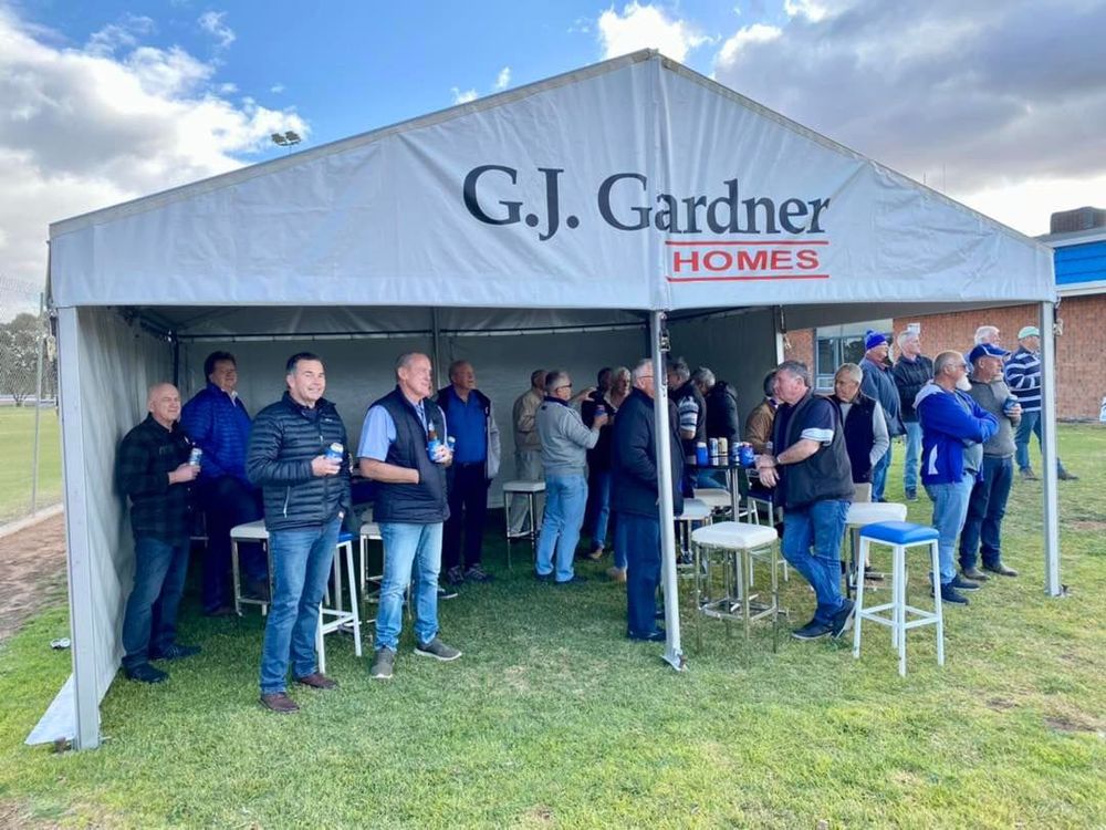 Reunions of sport and of times past... post image