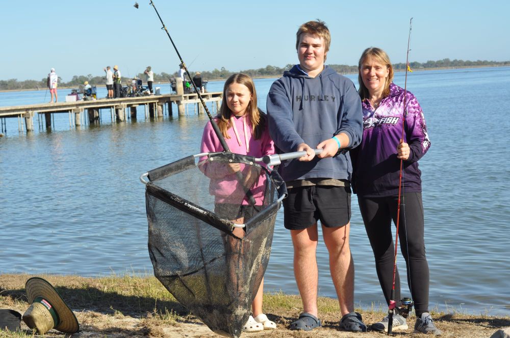 Flood leaves frenzy of carp for fishers post image