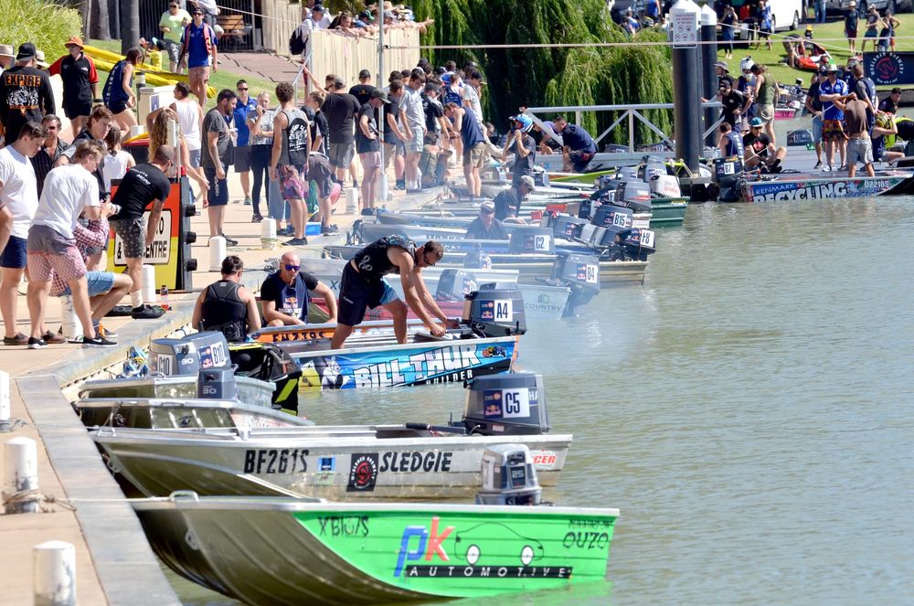 Riverland Dinghy Club - Round 3 Champ Series post image
