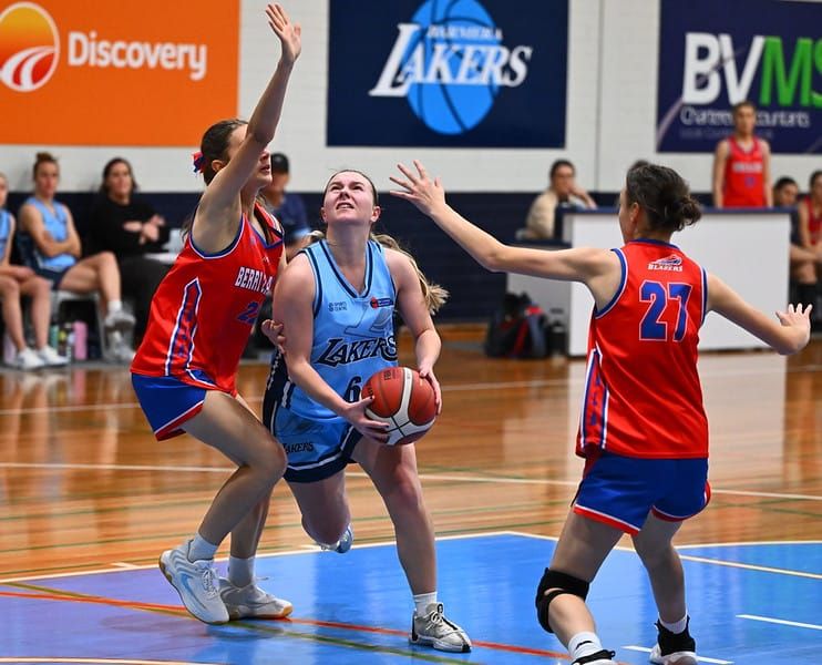 Warriors scrap to first win of the season post image