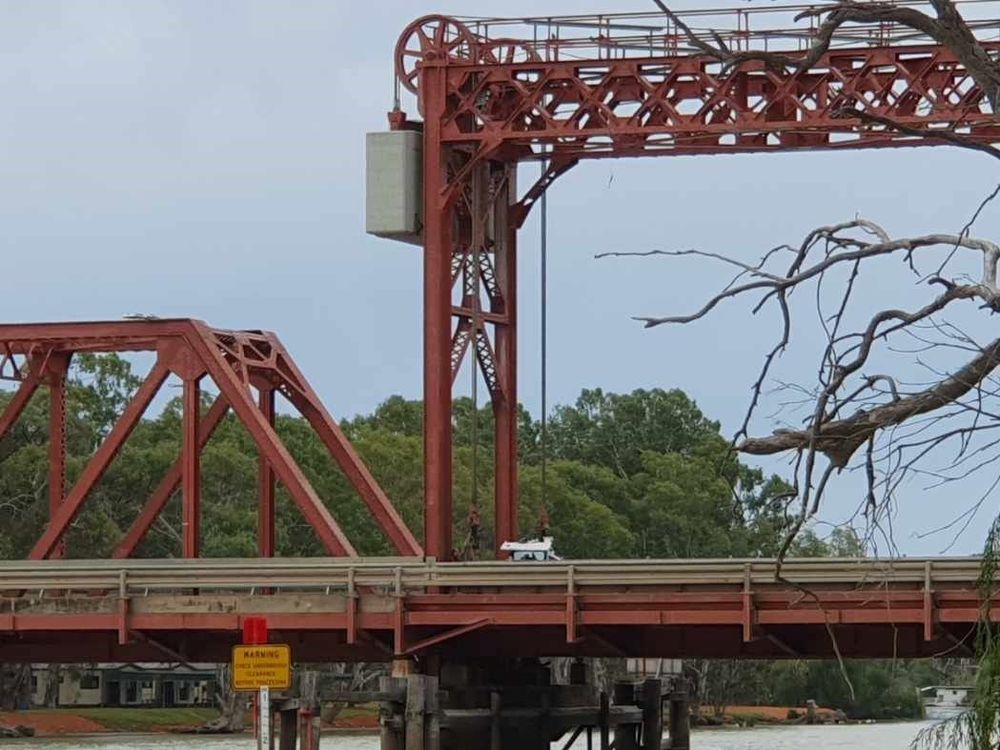 Further delays at Paringa Bridge post image