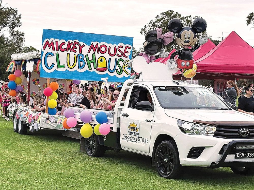 The ‘best’ Loxton Mardi Gras parade ever post image