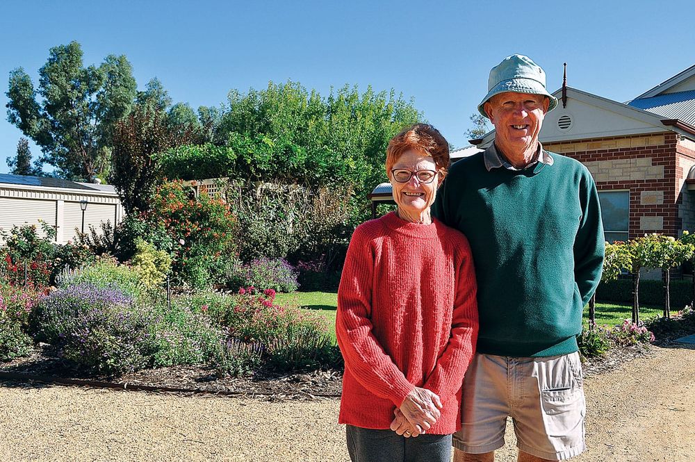 Rose fest hits the streets post image