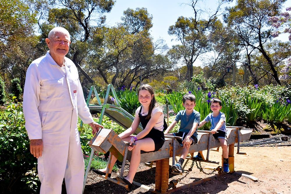Community invited to celebrate Telfer legacy at statue unveiling post image
