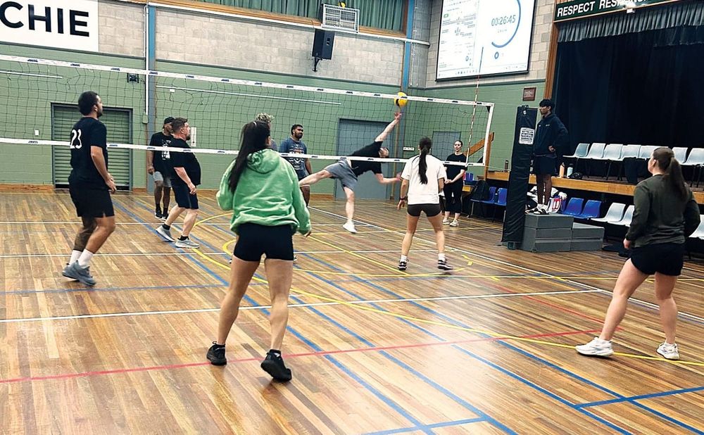 Tip Touchers and Setting Ducks leading the way in social volleyball post image