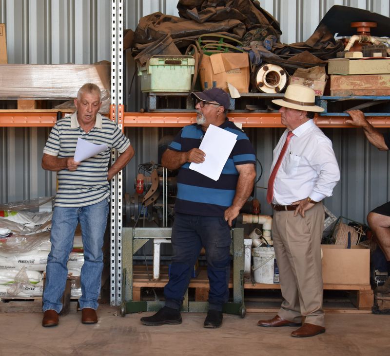 Frustrated Riverland grape growers gather to find solutions… Strength in numbers post image