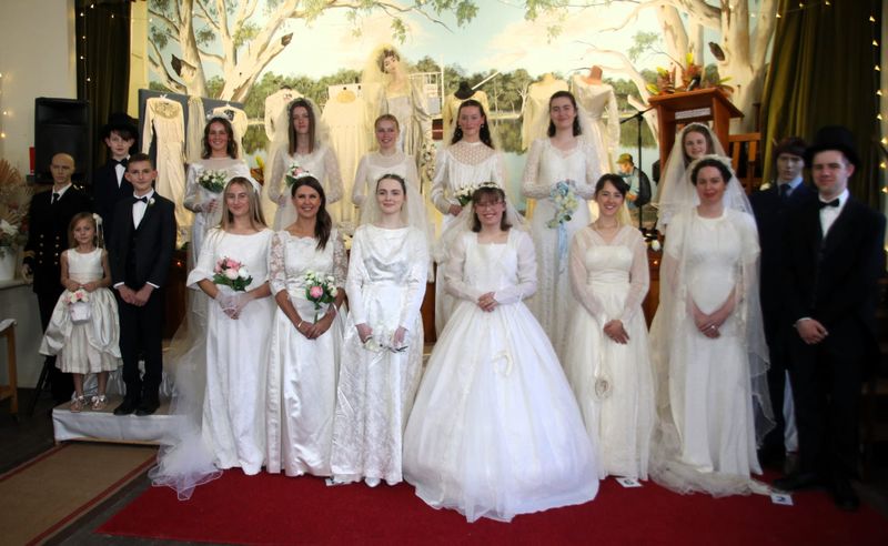 Full house for Loxton wedding dress event post image