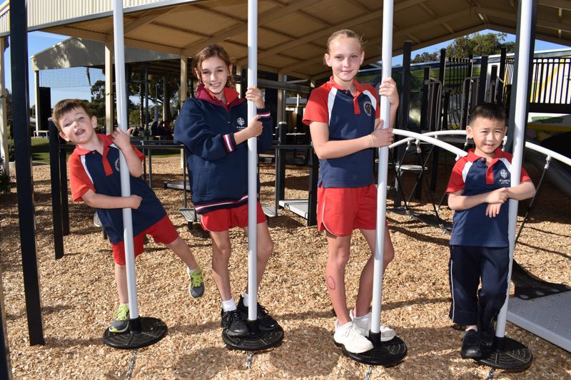 Loxton school unveils new playground post image