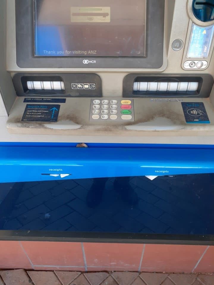 Grubby ATM pushes local’s buttons post image