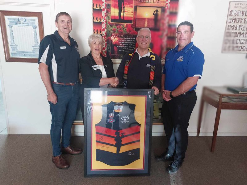 Bronte gets the guernsey in RSL raffle post image