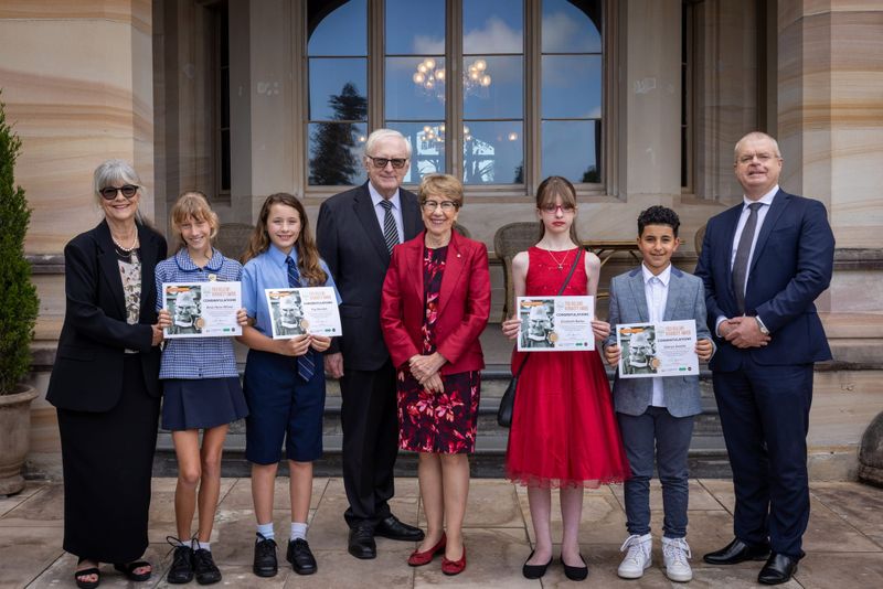 Fred Hollows award seeks young local ambassadors post image