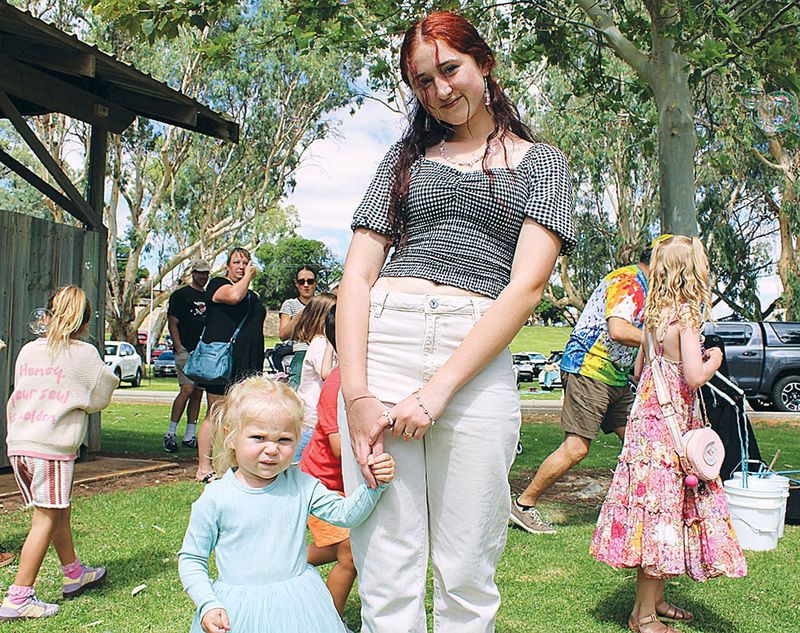Families embrace Fringe market post image