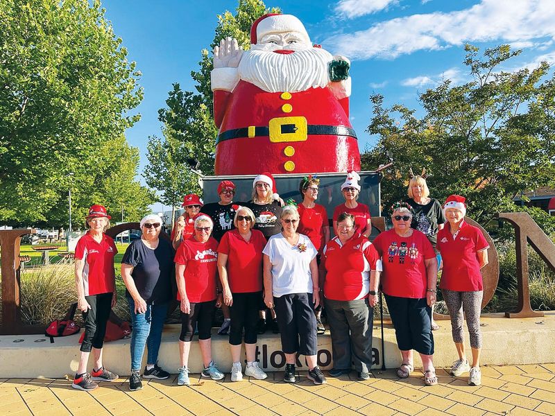 Heart Week event gathers walking groups in Loxton post image