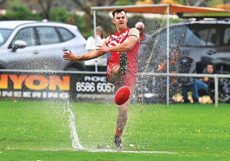 Paringa continuing to push for success post image