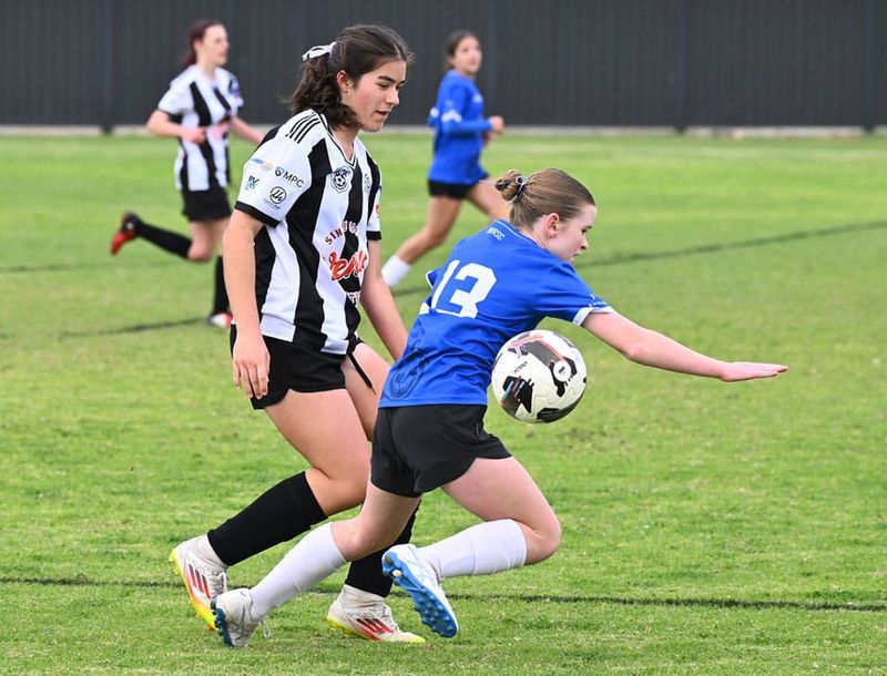 Loxton women in firm season contention post image