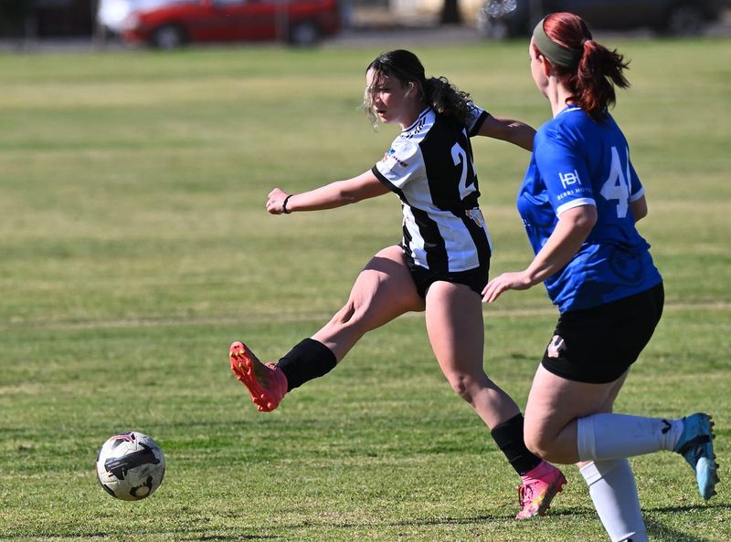 Barmera shine under Friday night lights post image