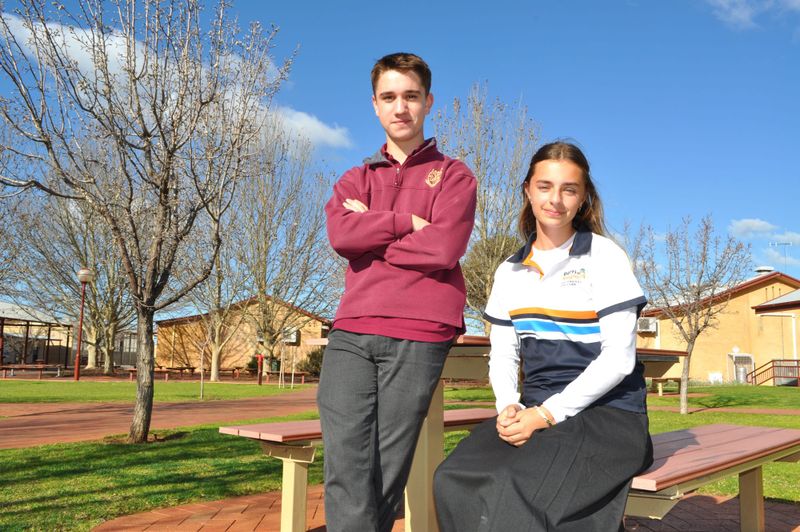 Volunteer rewards for local super students post image
