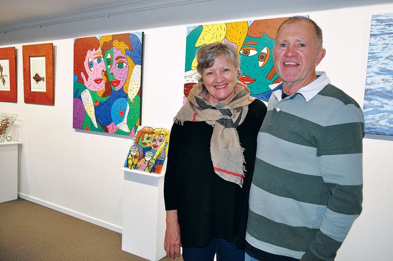 Liz and Clint celebrate beauty of Murray River post image