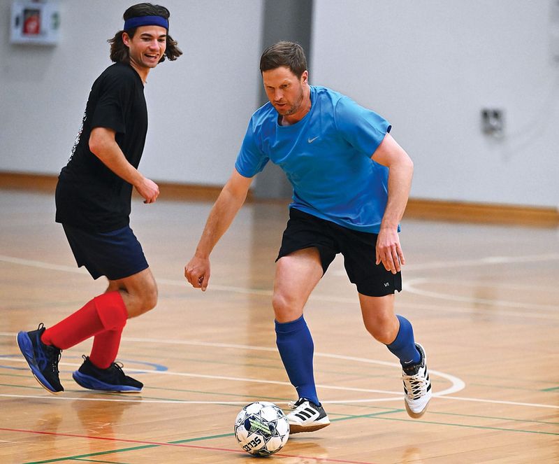 Barber duo leading ABCDE FC to a big victory post image