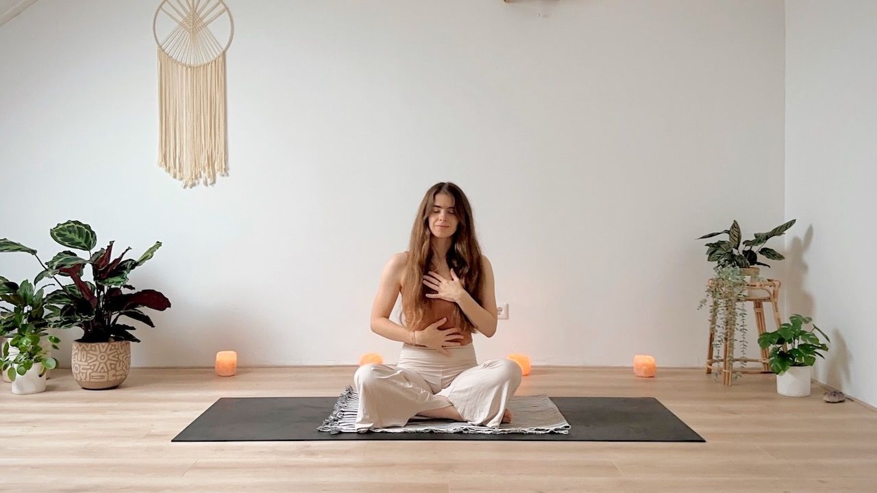 Drei-Stufen-Atmung (mit Video) [Dirga Pranayma]