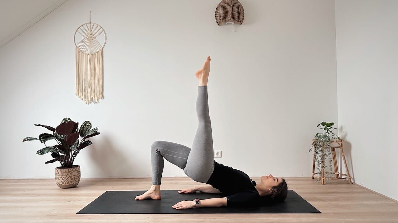 30 MIN PILATES + YOGA || Ganzkörper-Workout, Gleichgewicht & Entspannung ☀️ Guten Morgen! 😊