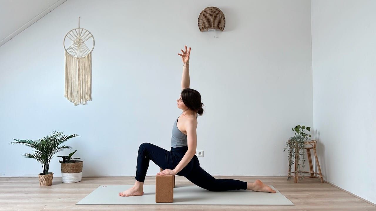 20 MIN SLOW FLOW || Minimal Cues Yoga mit 2 Blöcken – Balance & Entspannung (mit & ohne Musik)