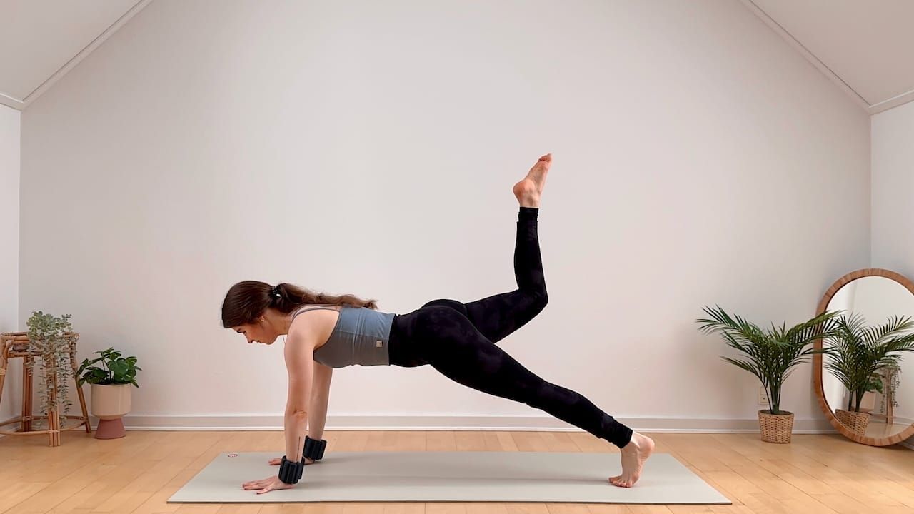 20 MIN PILATES || Arme, Rücken & Core – Optional: Hanteln oder Wrist Weights/Bala Bangles