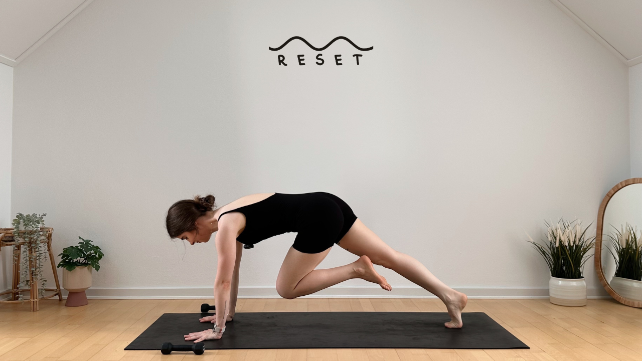 Bonus ✦ 18 MIN DYNAMIC PILATES || Full Body Workout mit kleinen Hanteln ✦ 7 Tage Reset