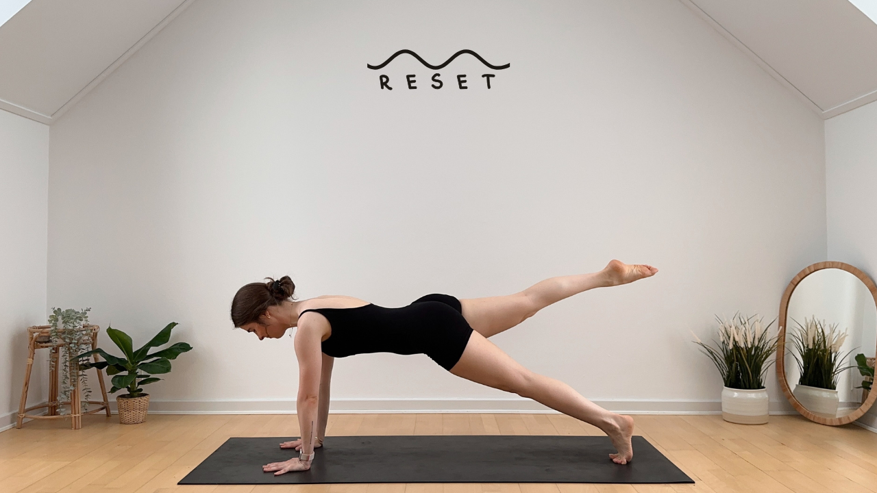 Tag 7 ✦ 25 MIN PILATES x YOGA WORKOUT || Full Body, Balance & Stabilität ✦ 7 Tage Reset