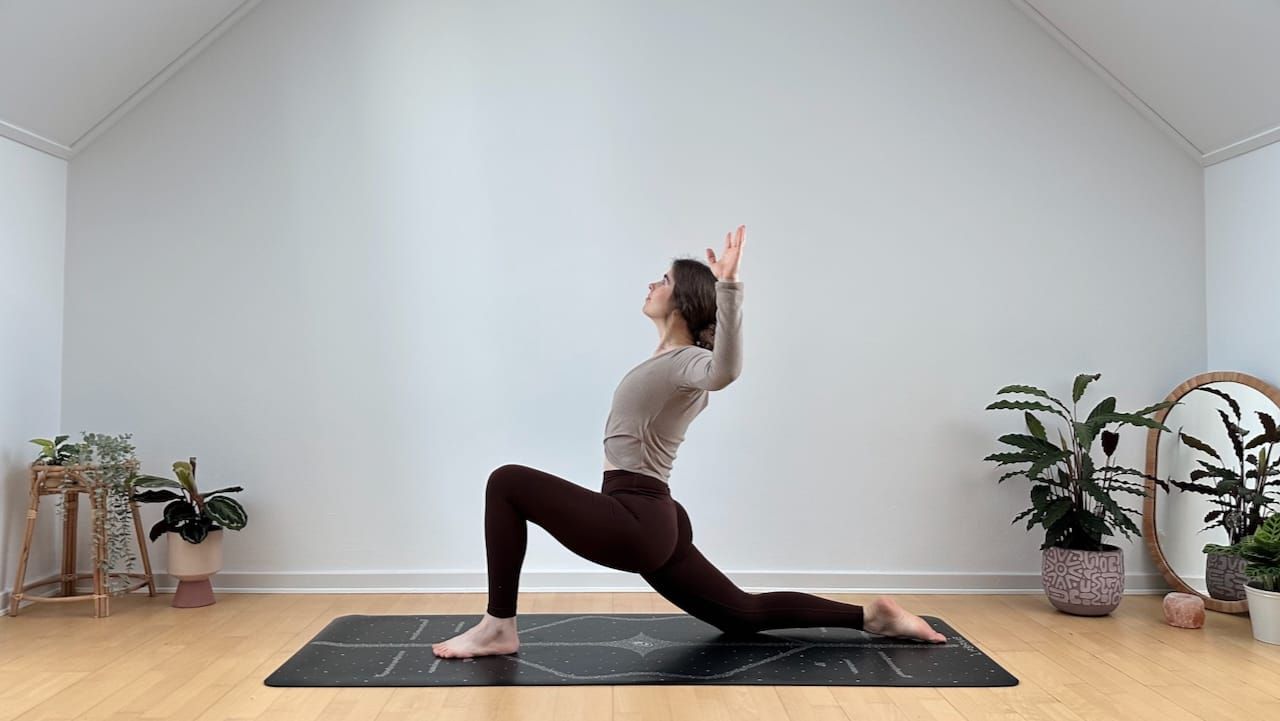 20 MIN YOGA || Root & Rise Flow (TOGETHER – Yoga im Januar 2026)