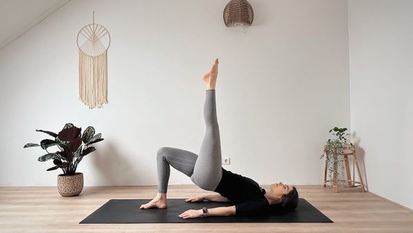 30 MIN PILATES + YOGA || Ganzkörper-Workout, Gleichgewicht & Entspannung ☀️ Guten Morgen! 😊