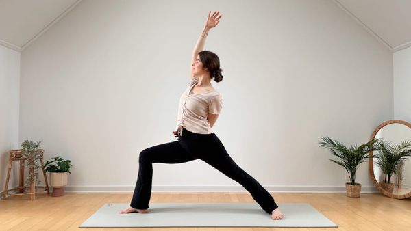 20 MIN YOGA FLOW || Morgen-Yoga für Energie & Kraft – Full Body Yoga (moderat)