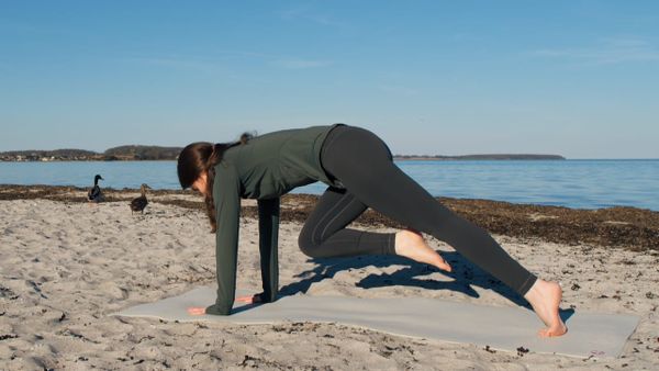 15 MIN PILATES FÜR BESSERE HALTUNG || Morgen-Pilates & Yoga-Workout für den ganzen Körper