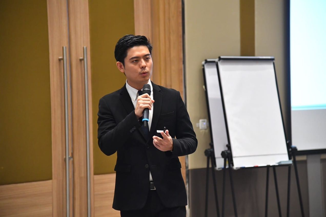 ทายาทครีมกันแดด Hawaiian Style  ที่กลับมาทำที่บ้านโดยเริ่มต้นจากการจัดการความคาดหวังของตนเอง