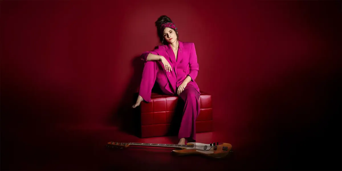 Kinga Glyk – Contemporary Jazz Bassist