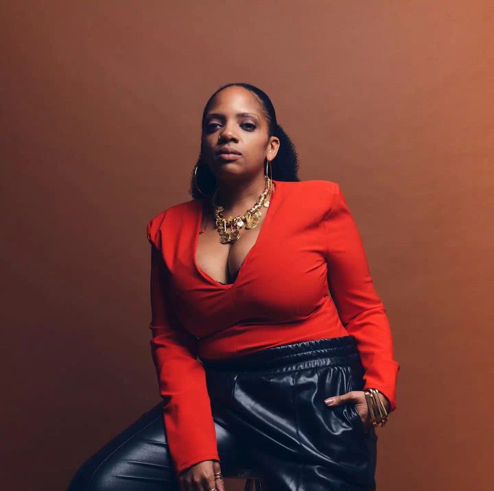 Portrait of Nikara Warren by Dale Knows