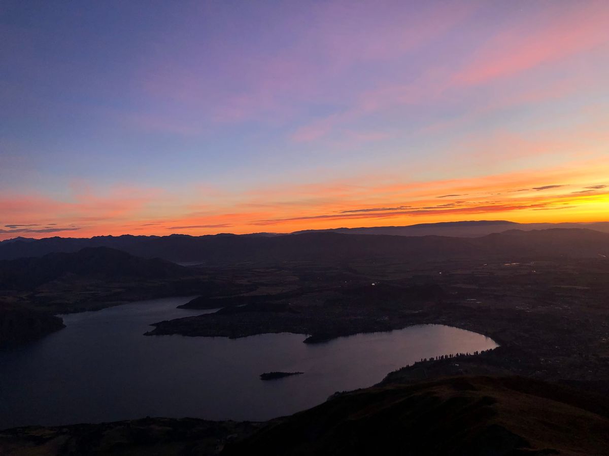 My Trip to New Zealand - Week 4: Lost my breath at the roys peak summit